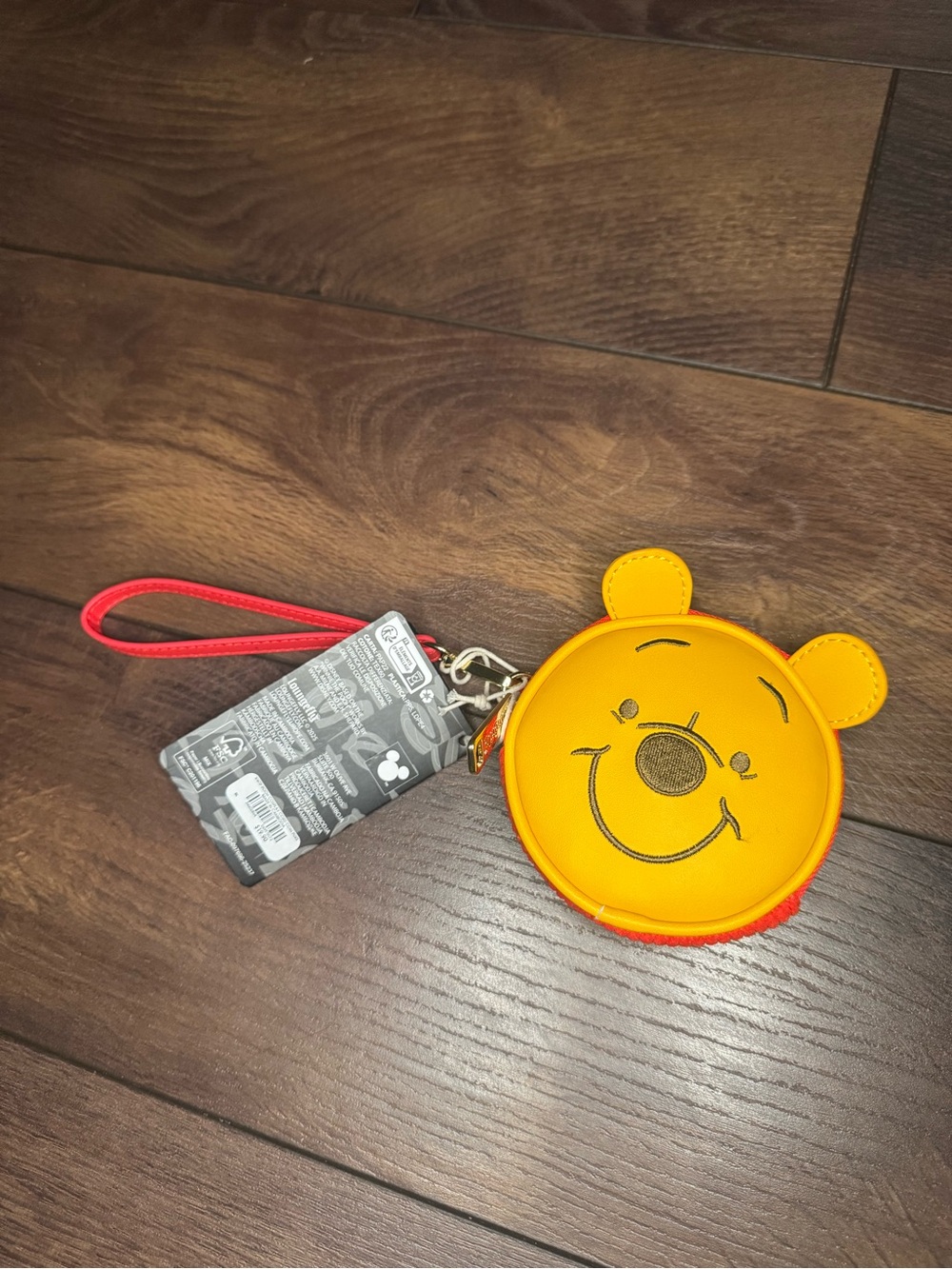 Loungefly Hard Tag Winnie the Pooh Face Wristlet Coin Pouch